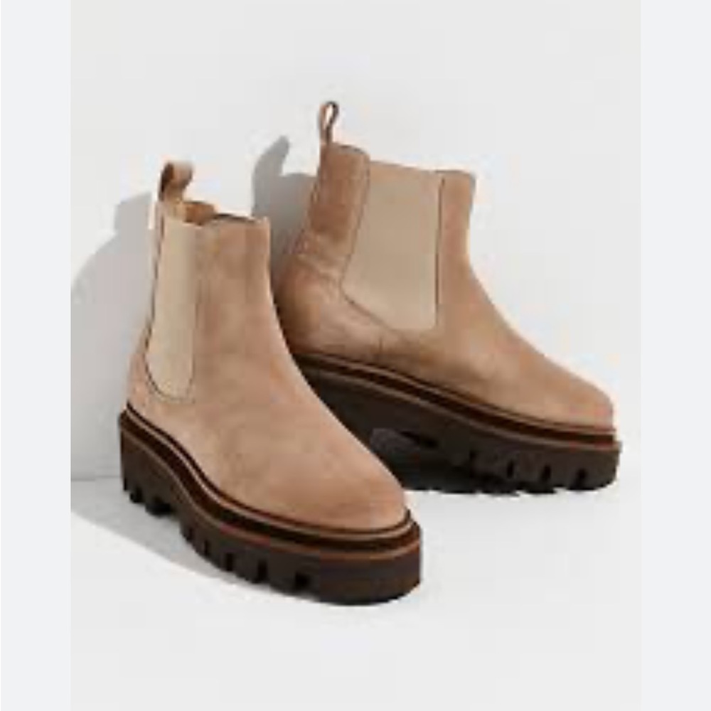 Free People Dublin Platform Chelsea Boots